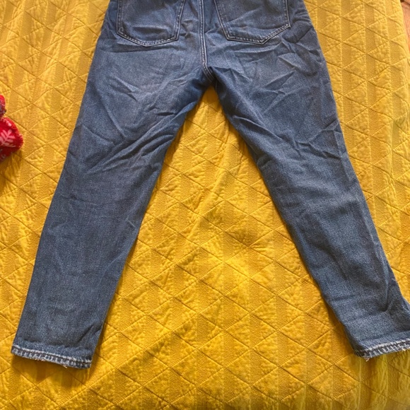 Madewell Mom Jean - Picture 3 of 5